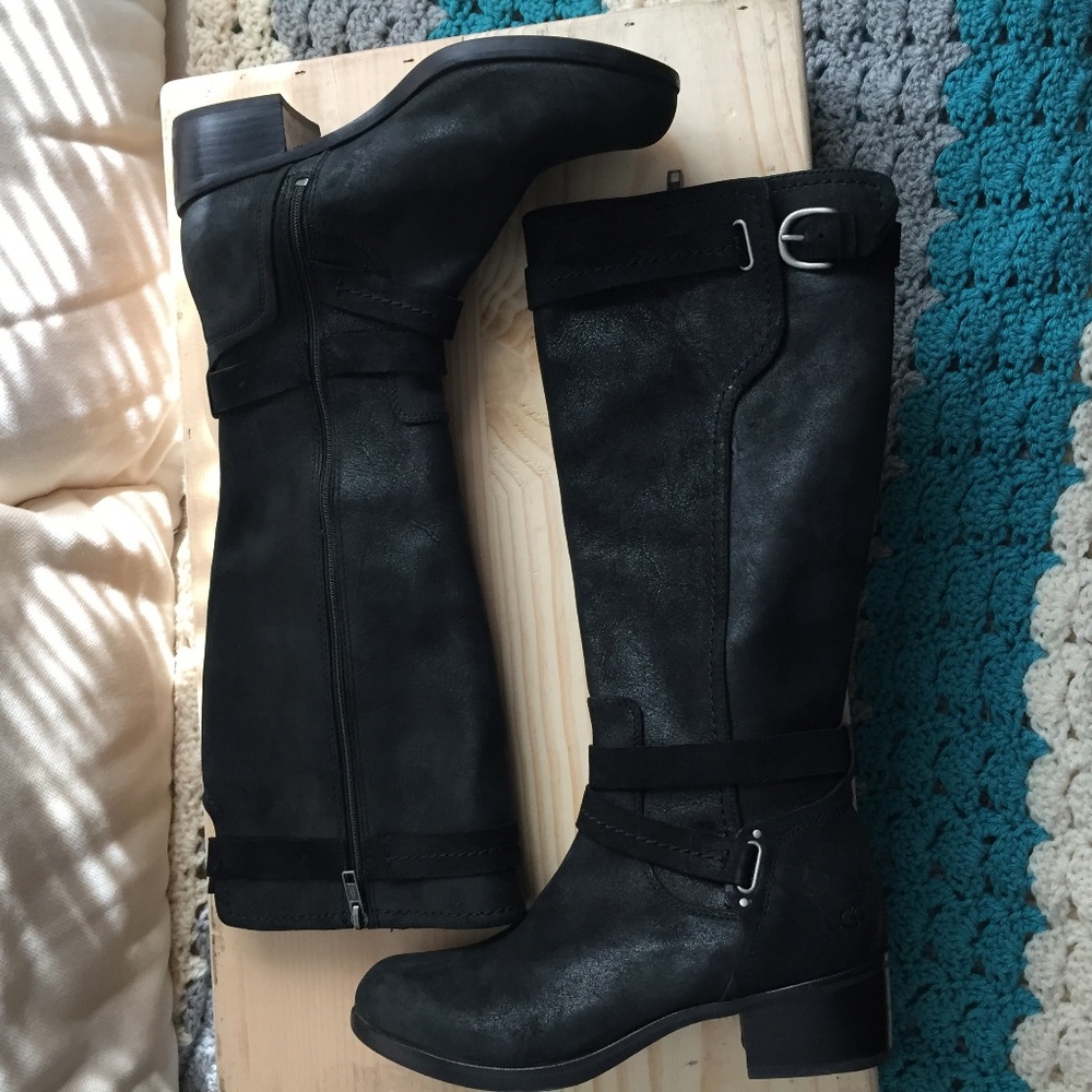 UGG • Darcie Riding Boot